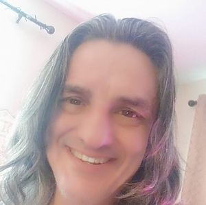 Meet your Posher, Larry